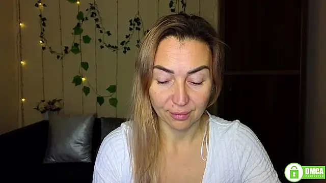 Kiss julli88I online show from 11-29-25, 06:22