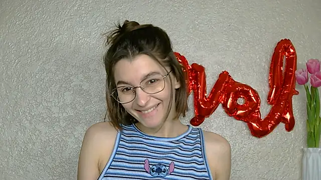 luna Gharming online show from 03-09-25, 08:51