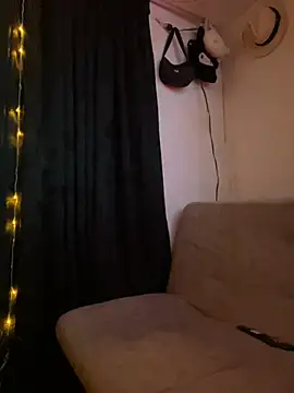 Mia cullen  online show from 03-19-25, 02:59