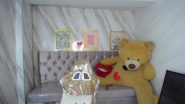 Snapshot of _wendy_b chatting on 03-12-25, 07:49 wendy b online show from 03-12-25, 07:49