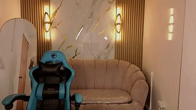 Snapshot of _wendy_b chatting on 11-11-25, 02:44 wendy b online show from 11-11-25, 02:44