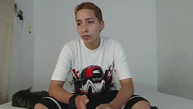 Your favorite ftm  online show from 09-30-25, 07:24