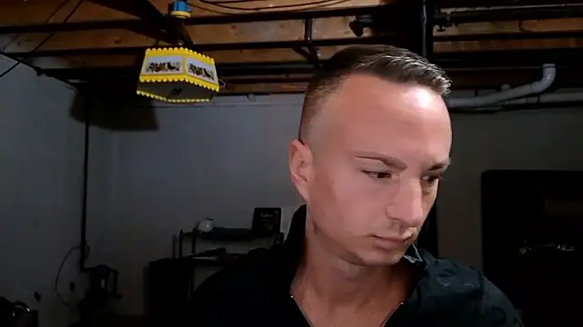 TheDaddy005 online show from 12-20-25, 01:51