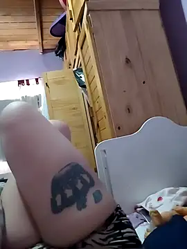 Putitaa34 online show from 11-18-25, 12:31