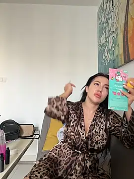 AleksandraRich online show from 11-25-25, 01:16