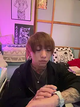 Snapshot of ryokunero chatting on 09-10-25, 11:38 ryokunero online show from 09-10-25, 11:38