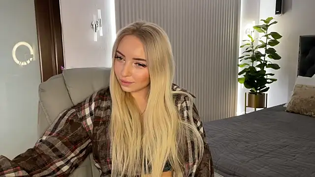 OhMyEmma online show from 11-27-25, 01:29