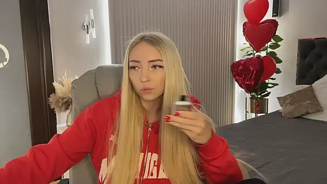 OhMyEmma online show from 02-26-26, 01:26