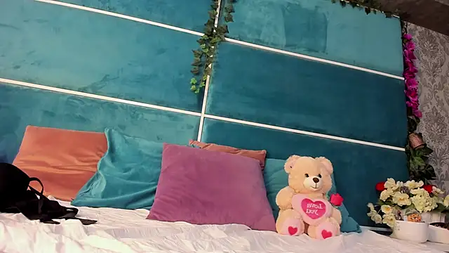 SunnyGlow online show from 11-04-25, 05:50