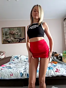 b l o n d i n k a online show from 10-06-25, 04:21