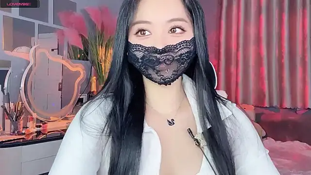 Snapshot of MI_KA22 chatting on 10-19-25, 06:14 MI KA22 online show from 10-19-25, 06:14