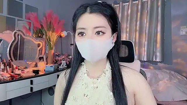 Snapshot of MI_KA22 chatting on 11-05-25, 06:46 MI KA22 online show from 11-05-25, 06:46