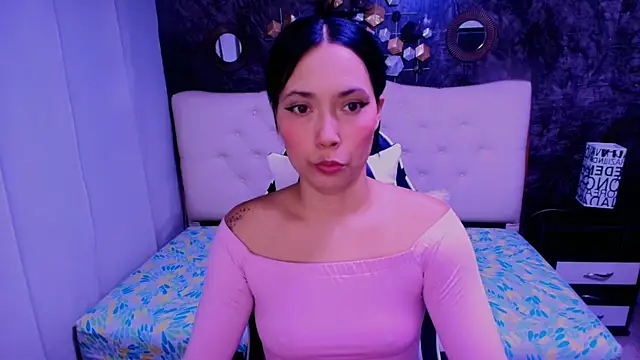  LiilyWong online show from 09-21-25, 05:42