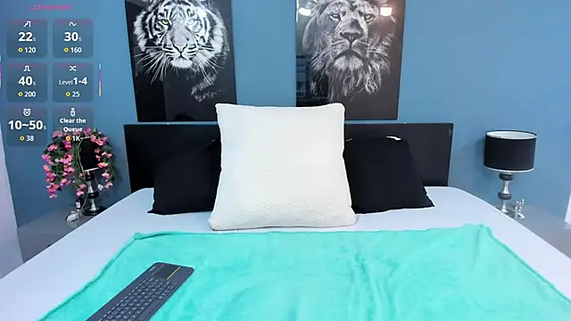 SophiaQueens online show from 01-08-26, 08:44