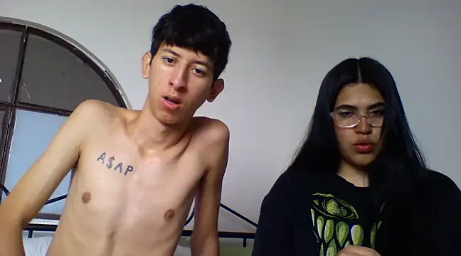 Snapshot of Harris_Annie chatting on 03-20-25, 02:42 Harris Annie online show from 03-20-25, 02:42