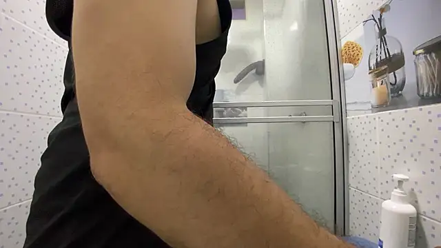 Snapshot of chicoinhibido chatting on 12-13-25, 11:10 chicoinhibido online show from 12-13-25, 11:10