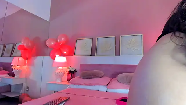 Emma  1 online show from 10-13-25, 03:39