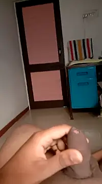 Snapshot of roney110 chatting on 03-21-25, 10:17 roney110 online show from 03-21-25, 10:17