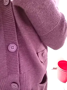 Snapshot of mimi520 chatting on 10-23-25, 12:21 mimi520 online show from 10-23-25, 12:21