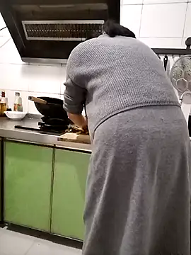 Snapshot of mimi520 chatting on 11-20-25, 11:59 mimi520 online show from 11-20-25, 11:59