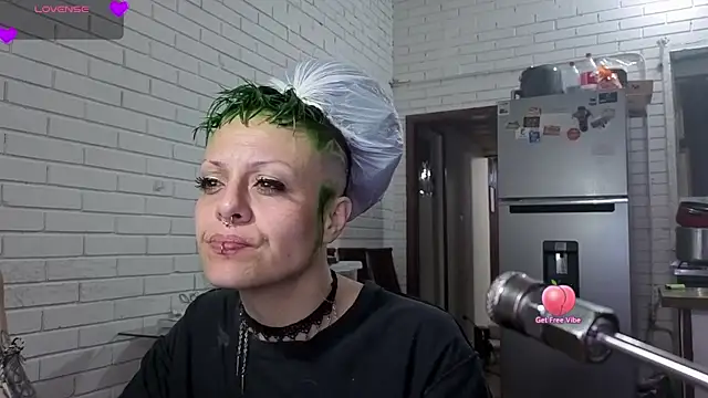 freyaa sorcerees online show from 10-07-25, 12:19