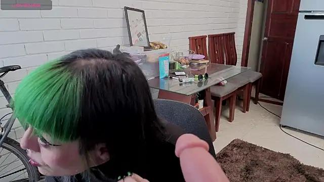 freyaa sorcerees online show from 10-29-25, 05:25