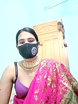 Hot-Nipa online show from 03-11-25, 01:45