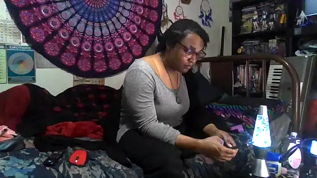 GardeniaFields online show from 11-15-25, 06:55