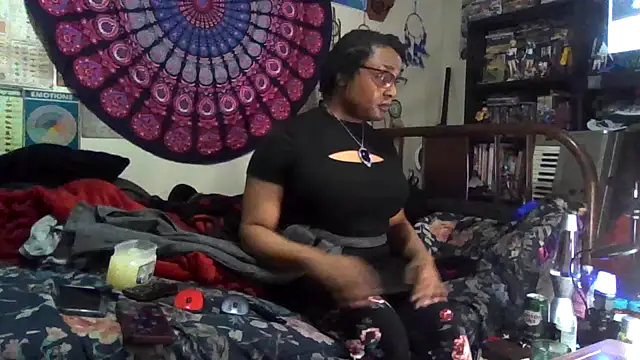 GardeniaFields online show from 12-21-25, 04:52