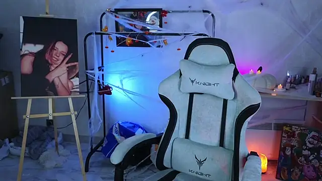 Snapshot of monicaerotic chatting on 10-30-25, 06:41 monicaerotic online show from 10-30-25, 06:41