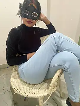 Hotswetie online show from 03-10-25, 02:50