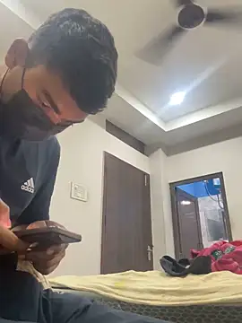 Hotswetie online show from 03-20-25, 02:42