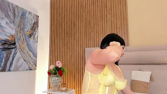 FatimaEvans online show from 11-20-25, 04:40