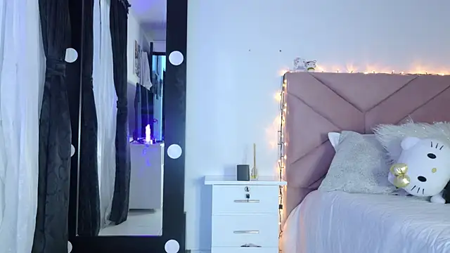 eva sin18 online show from 01-06-26, 11:18