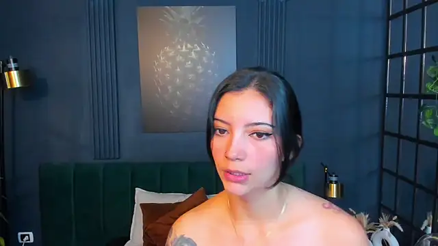 Snapshot of roxy_hell chatting on 01-11-26, 12:21 roxy hell online show from 01-11-26, 12:21