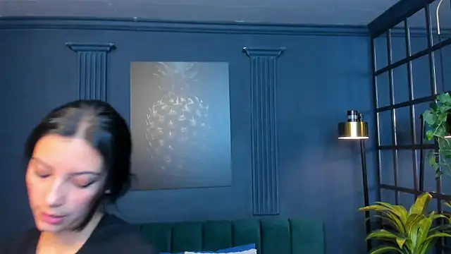 Snapshot of roxy_hell chatting on 02-07-26, 12:20 roxy hell online show from 02-07-26, 12:20