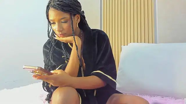 stephany summer online show from 10-15-25, 04:12