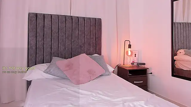 Snapshot of Tefy-Rose chatting on 10-08-25, 03:15 Tefy-Rose online show from 10-08-25, 03:15