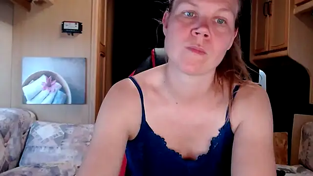 CallMeMaria online show from 01-02-25, 03:29