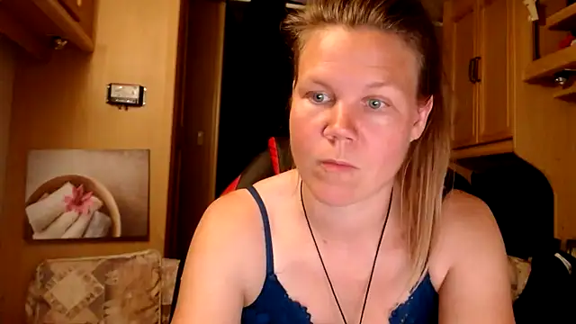 CallMeMaria online show from 01-12-25, 09:08