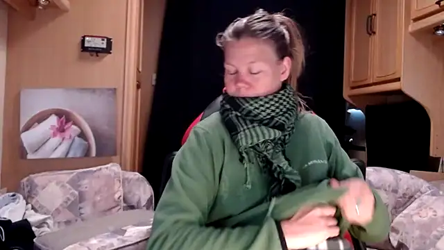 CallMeMaria online show from 01-16-25, 10:53