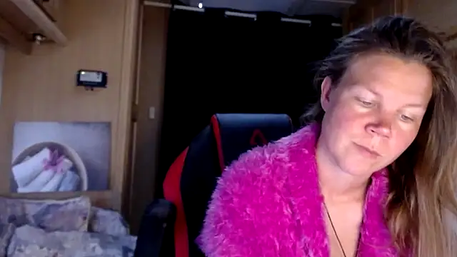 CallMeMaria online show from 01-18-25, 11:43