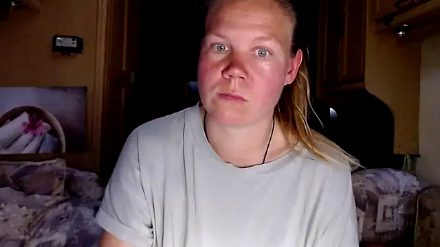 CallMeMaria online show from 01-20-25, 11:02