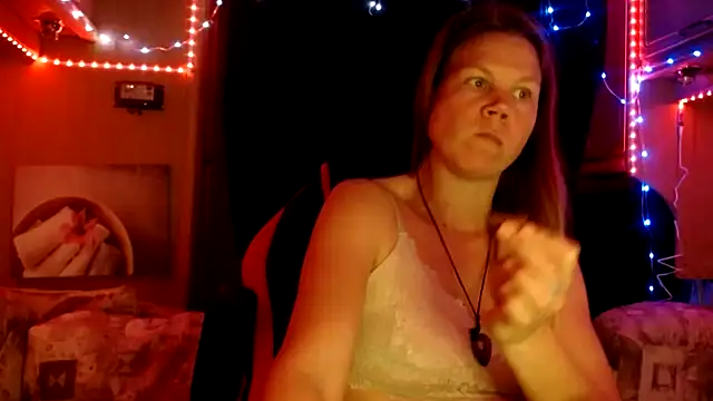 CallMeMaria online show from 01-24-25, 08:00