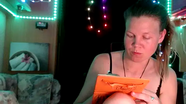 CallMeMaria online show from 02-06-25, 07:29