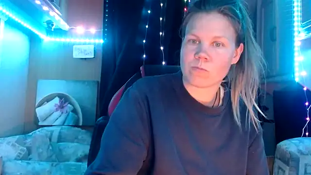 CallMeMaria online show from 03-02-25, 09:32