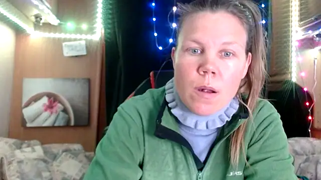 CallMeMaria online show from 03-08-25, 06:26