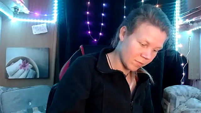 CallMeMaria online show from 03-10-25, 07:07