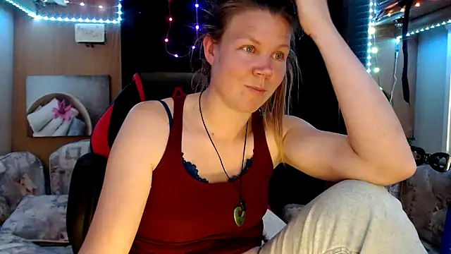 CallMeMaria online show from 03-21-25, 02:51