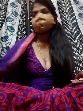 Snapshot of seexypatola chatting on 12-15-25, 12:04 seexypatola online show from 12-15-25, 12:04